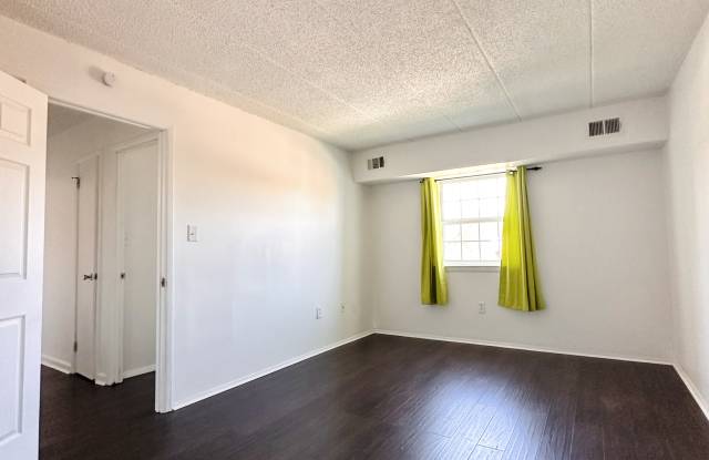 1806 Valley Dr Gallery 2