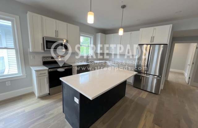 51 Fairbanks St. photos photos