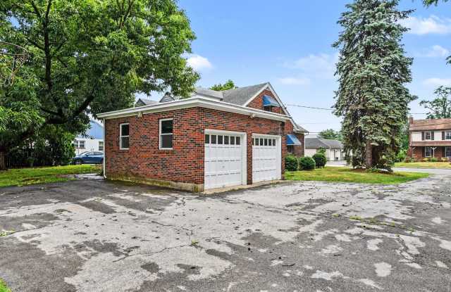 3BR Cape Cod in Hershey Gallery 4