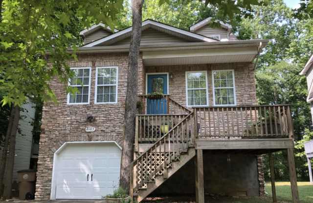 2165 Wooddale Ln Gallery 1