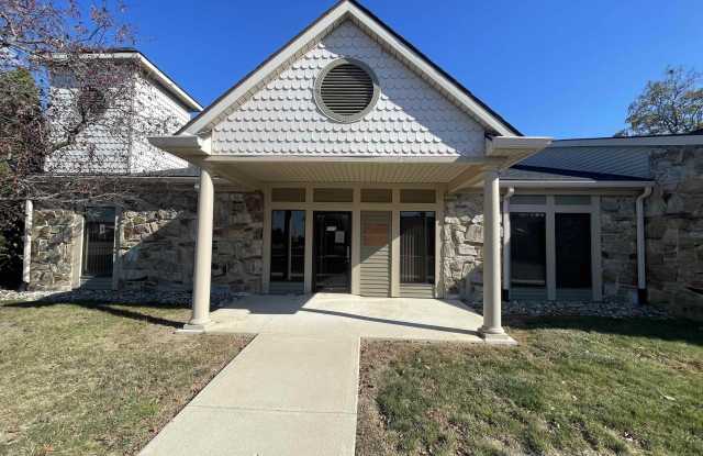 4011 W Jefferson Boulevard Gallery 2