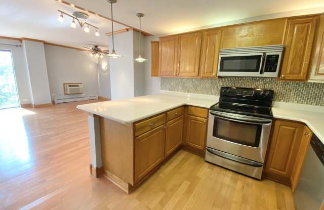 1567 Ridge Avenue Gallery 2