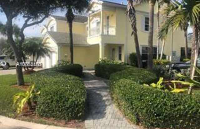 1907 Mariner Bay Blvd - 1907 Mariner Bay Boulevard, Fort Pierce, FL 34949