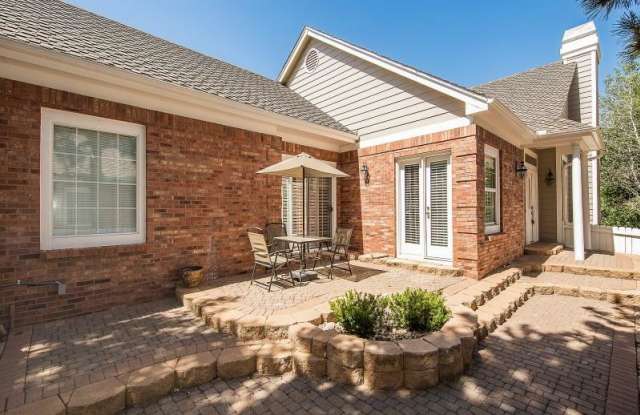 9885 Greensview Circle photos photos