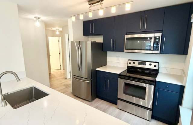 Modern Lake Union Living PARKING INCLUDED — 1550 Eastlake Ave E photos photos Modern Lake Union Living PARKING INCLUDED — 1550 Eastlake Ave E photos photos