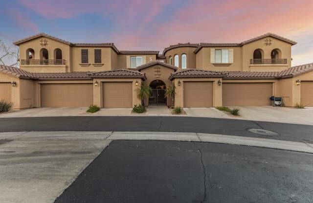 10655 N 9th Street photos photos