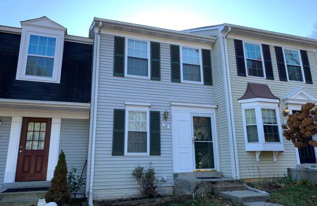 39 HUNTLEY COURT - 39 Huntley Court, Countryside, VA 20165