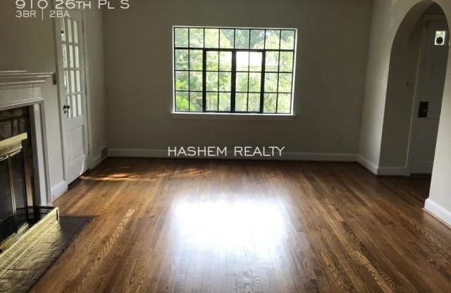 910 26th Pl S - 910 26th Place South, Arlington, VA 22202