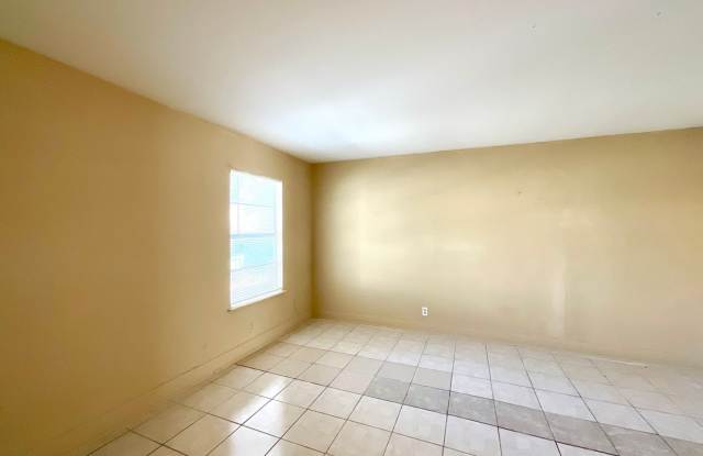 Available NOW! Prime Location 3-Bedroom, 2-Bath Home In Converse!! Gallery 4