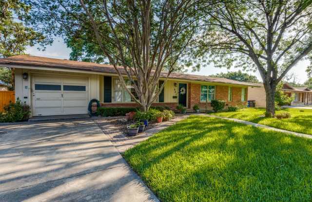 CHARMING 3-BEDROOM HOME IN NORTHWOOD photos photos