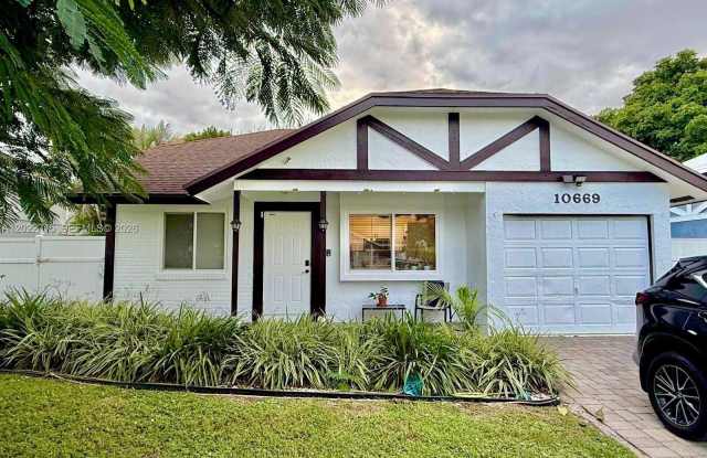 10669 Boca Entrada Blvd photos photos