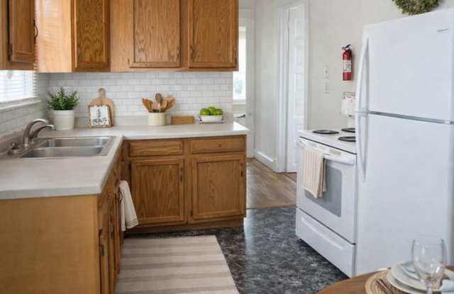 Space, Comfort & Location—Minutes from Ball State photos photos