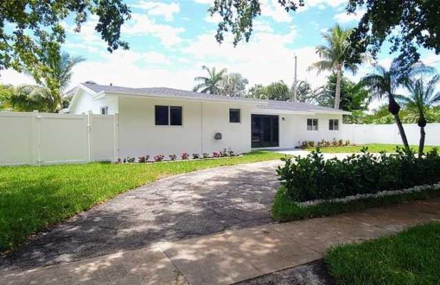 1400 SE 8th Ave - 1400 Southeast 8th Avenue, Deerfield Beach, FL 33441 1400 SE 8th Ave - 1400 Southeast 8th Avenue, Deerfield Beach, FL 33441