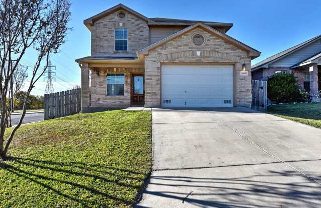4 Bedrooms!!!!! 2.5 bath and 2 attached car garage photos photos