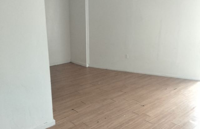 115 N 8th St photos photos