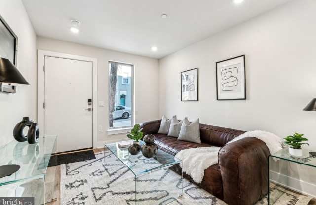 3205 N 35TH STREET photos photos
