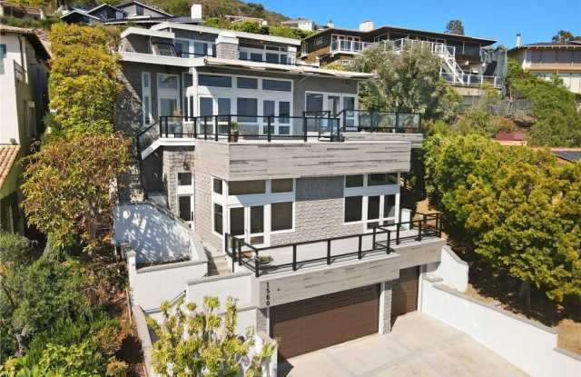 1560 Sunset Ridge Drive photos photos