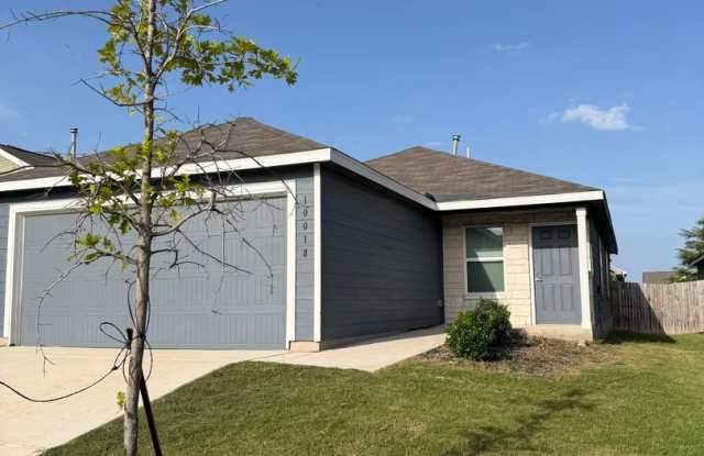 Beautiful VIDA Home Available Now – 2 Weeks FREE Rent! photos photos