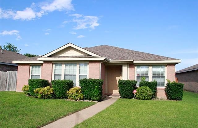 2918 Marquis Lane - 2918 Marquis Lane, Lancaster, TX 75134