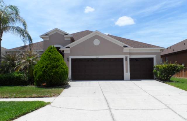 1029 Millebourne Way photos photos