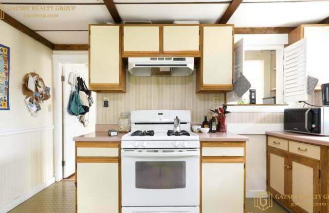 28 Cambridge Ter. Gallery 2