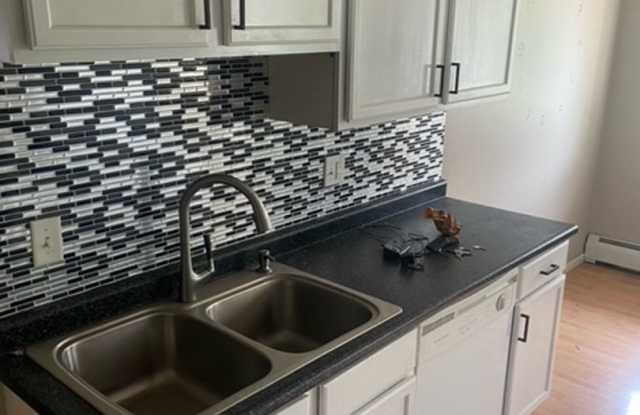 Cozy Two-Bedroom Condo in New Hope for 1,399/month! photos photos