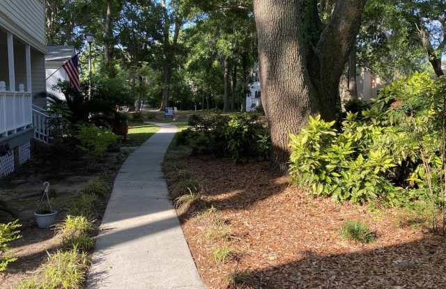 981 Harbor Oaks Drive Gallery 4