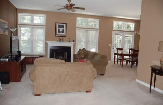 3 bedroom in LAKE JEANETTE Three Meadows neighborhood photos photos