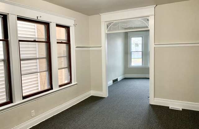 877 Niagara Street - Lower Gallery 4