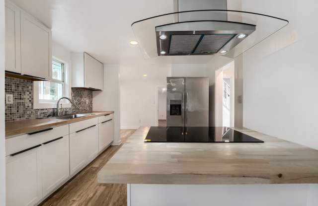 Unique Tacoma Home with Loft & Spacious Yard – Flexible Living Space! photos photos Unique Tacoma Home with Loft & Spacious Yard – Flexible Living Space! photos photos