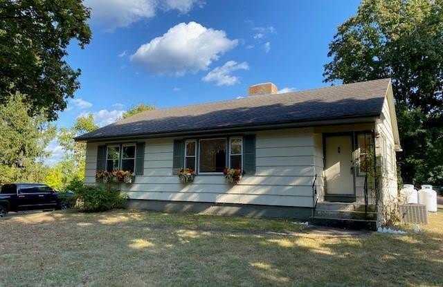 182 Conantville Road Gallery 3