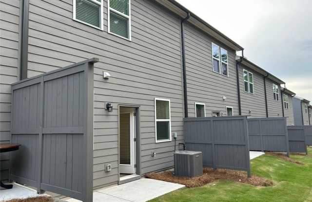 1708 Gunnin Trace NW Gallery 3