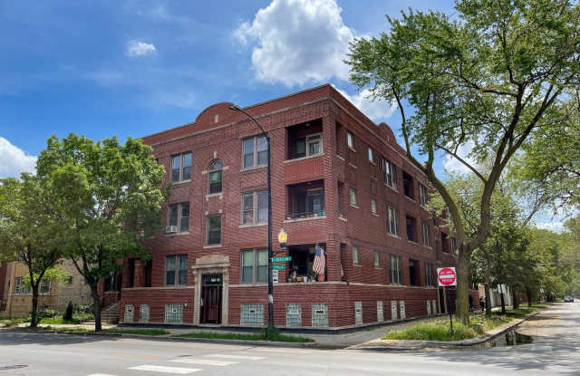 3757 W Addison Street photos photos