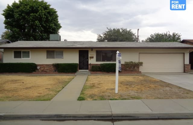 123 W. Burlwood Lane - 123 West Burlwood Lane, Lemoore, CA 93245