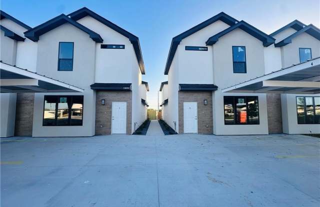 2400 E San Andrea Street unit: 3 photos photos