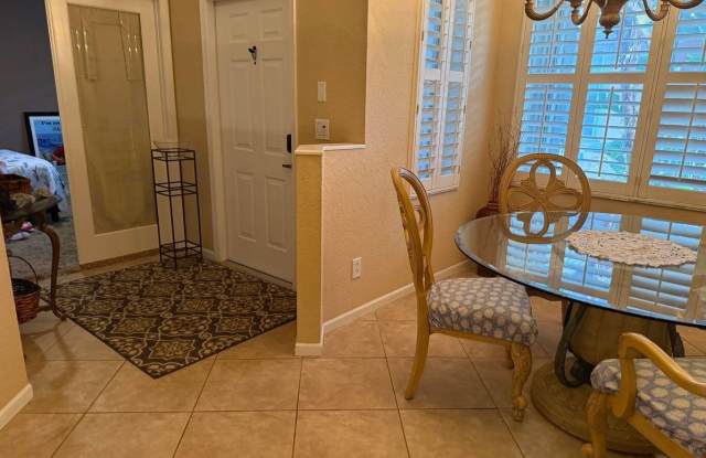 328 W Coral Trace Circle Gallery 4