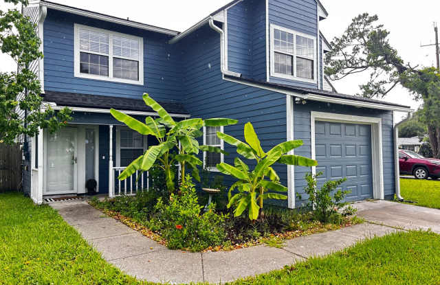 Absolutely Beautiful 3/2.5 newly renovated home on Trout River. MUST SEE photos photos