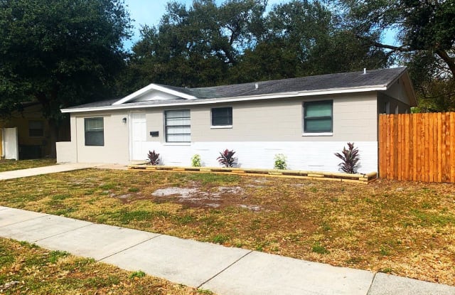 5815 92nd Ter N - 5815 92nd Terrace North, Pinellas Park, FL 33782