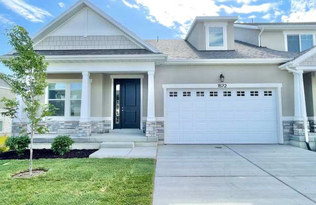 Beautiful Lehi Townhome at The Exchange! photos photos