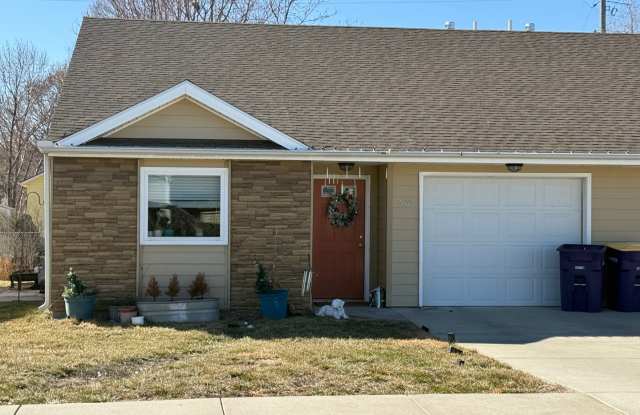 610 Grainfield st Manhattan, KS 66502 photos photos