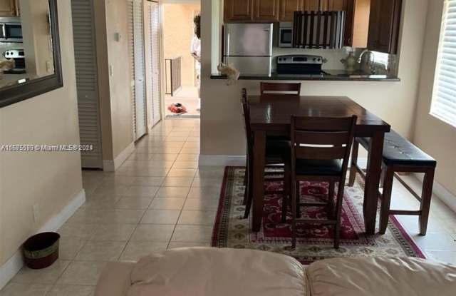 3048 E Sunrise Lakes Dr E photos photos