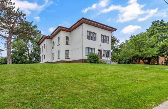406 Prospect Blvd, Elgin, Il - 406 Prospect Boulevard, Elgin, IL 60120