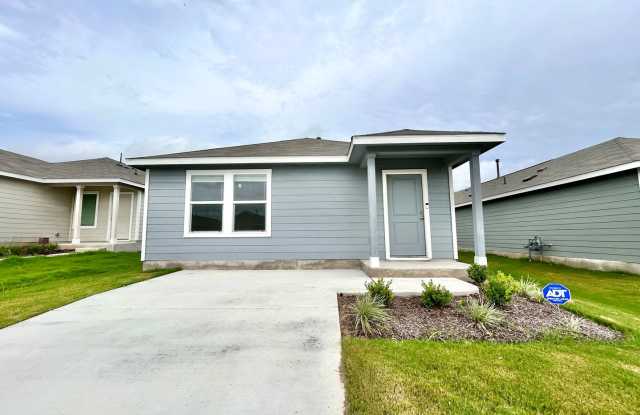 Charming 3/BR 1/BA Home with Spacious Backyard  Natural Light photos photos
