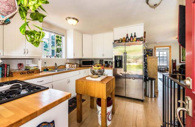 1340 Clifton Gallery 2