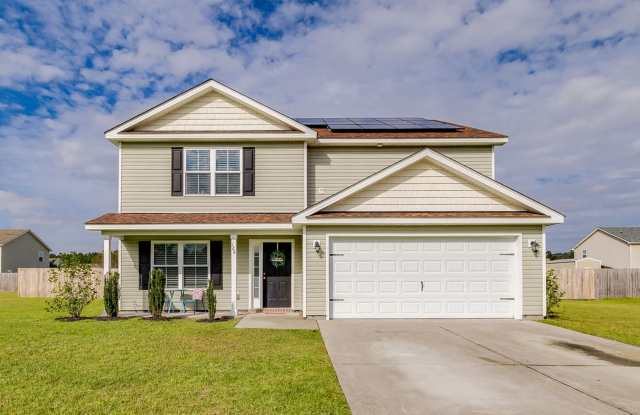 Spacious 5-Bedroom, 3-Bath Home with large fenced in back yard! - 126 Laurel Lane, Effingham County, GA 31312 Spacious 5-Bedroom, 3-Bath Home with large fenced in back yard! - 126 Laurel Lane, Effingham County, GA 31312