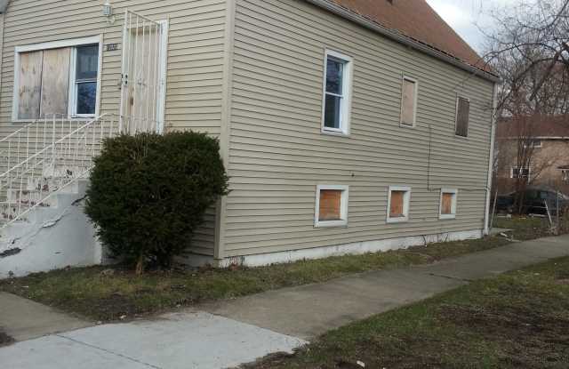 12025 South Prairie Avenue - 12025 South Prairie Avenue, Chicago, IL 60628