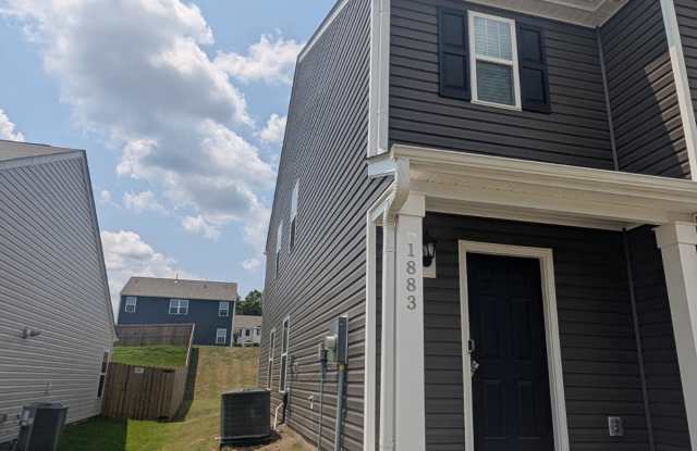 1883 Bridle Ln Gallery 2
