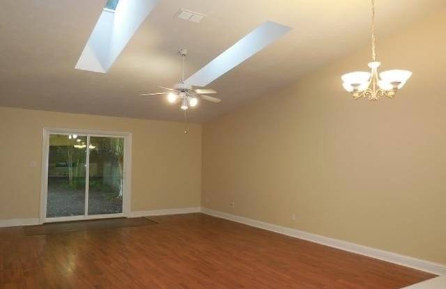 2939 Royal Palm Way Gallery 4