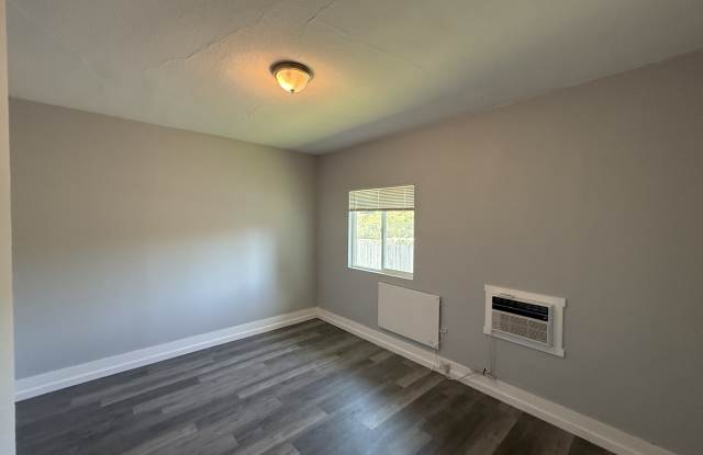 164 C Street-New - C Gallery 3