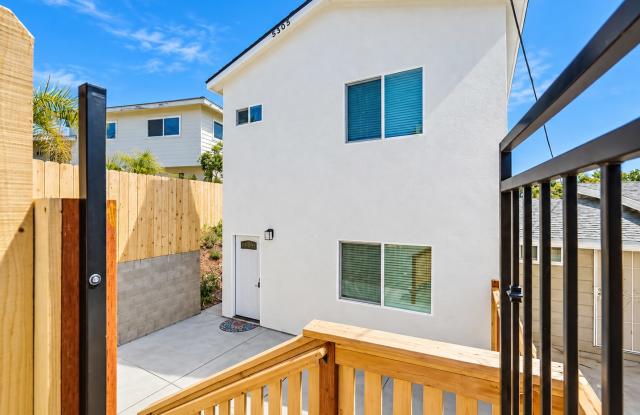 Newer built house on Prosperity Gallery 1
